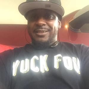 Meet your Posher, Carlos